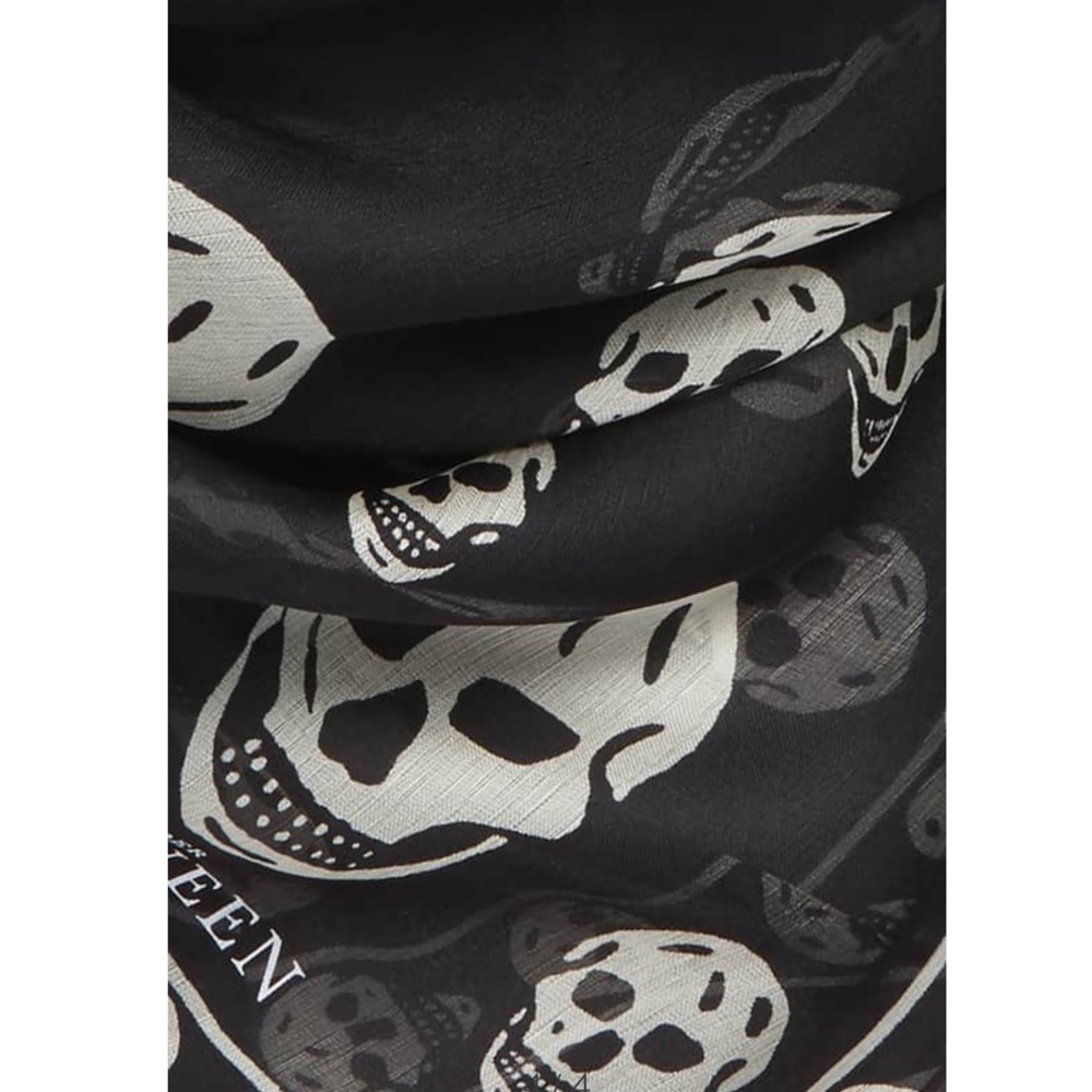 Alexander McQueen Skull Foulard Silk Scarf - Picture 5 of 7
